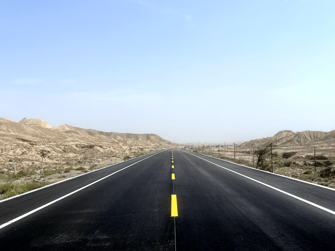 張掖公路事業(yè)發(fā)展中心2025年高臺元山子段 4項(xiàng)養(yǎng)護(hù)項(xiàng)目主體工程順利完